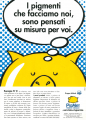di fronte